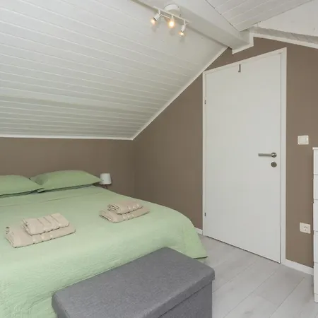 Nyaraló House For Rent Serenity *