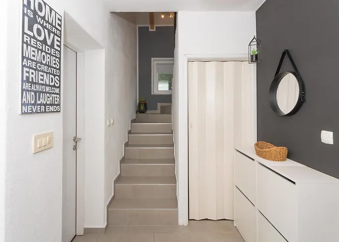 House For Rent Serenity